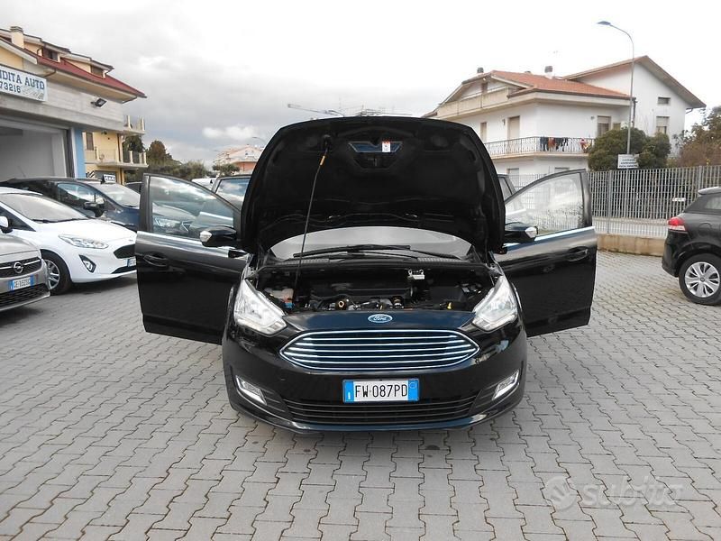 Usata Ford C-MAX Titanium 120 CV (88 kW) 2019 Nero Monovolume