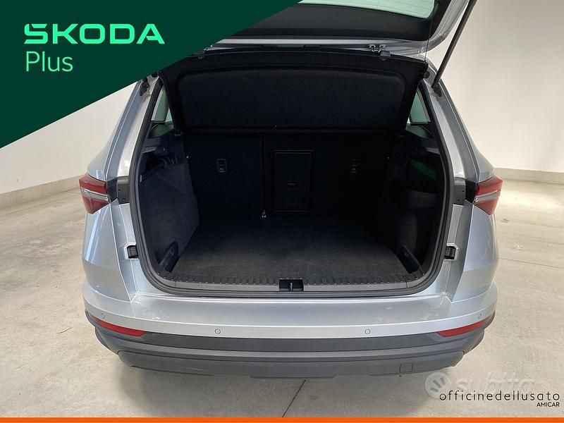 Usata Skoda Karoq Executive 116 CV (85 kW) 2024 Argento SUV