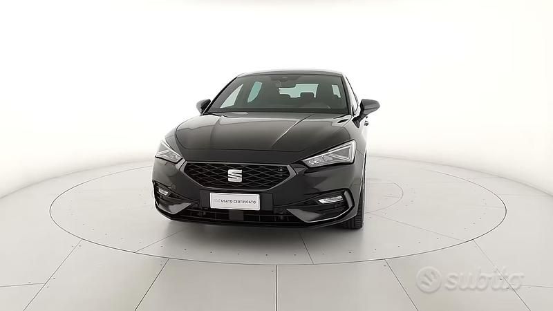 Usata Seat Leon FR 150 CV (110 kW) 2024 Nero Berlina