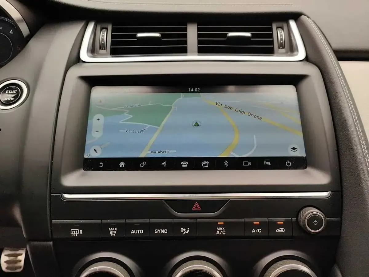 Usata Jaguar E-Pace R-Dynamic 150 CV (110 kW) 2019 Nero SUV