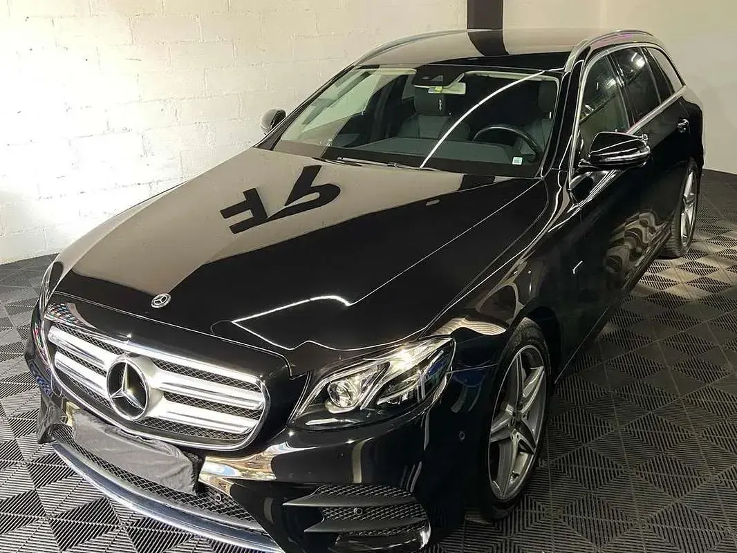 Usata Mercedes E300 Premium 224 CV (164 kW) 2019 Nero Station wagon