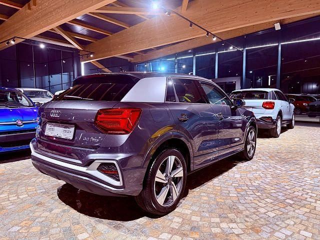 Usata Audi Q2 S-Line 110 CV (80 kW) 2024 Grigio scuro SUV