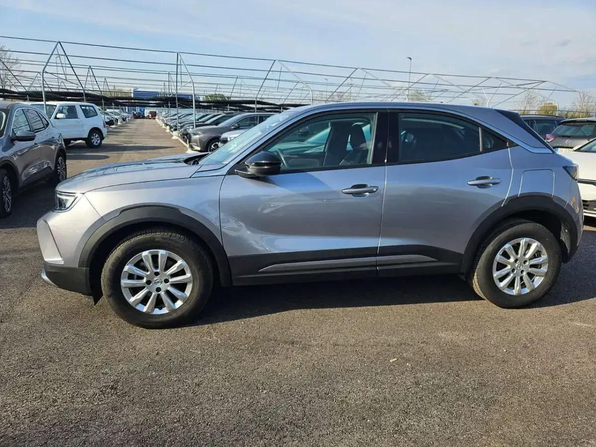 Usata Opel Mokka Edition 101 CV (74 kW) 2023 Argento SUV