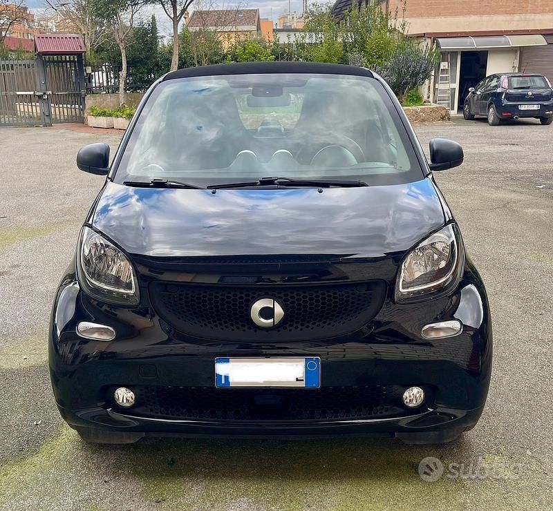 Nero Usata 2018 Smart ForTwo Coupé Coupé | 9800 € - Immagine 1/4