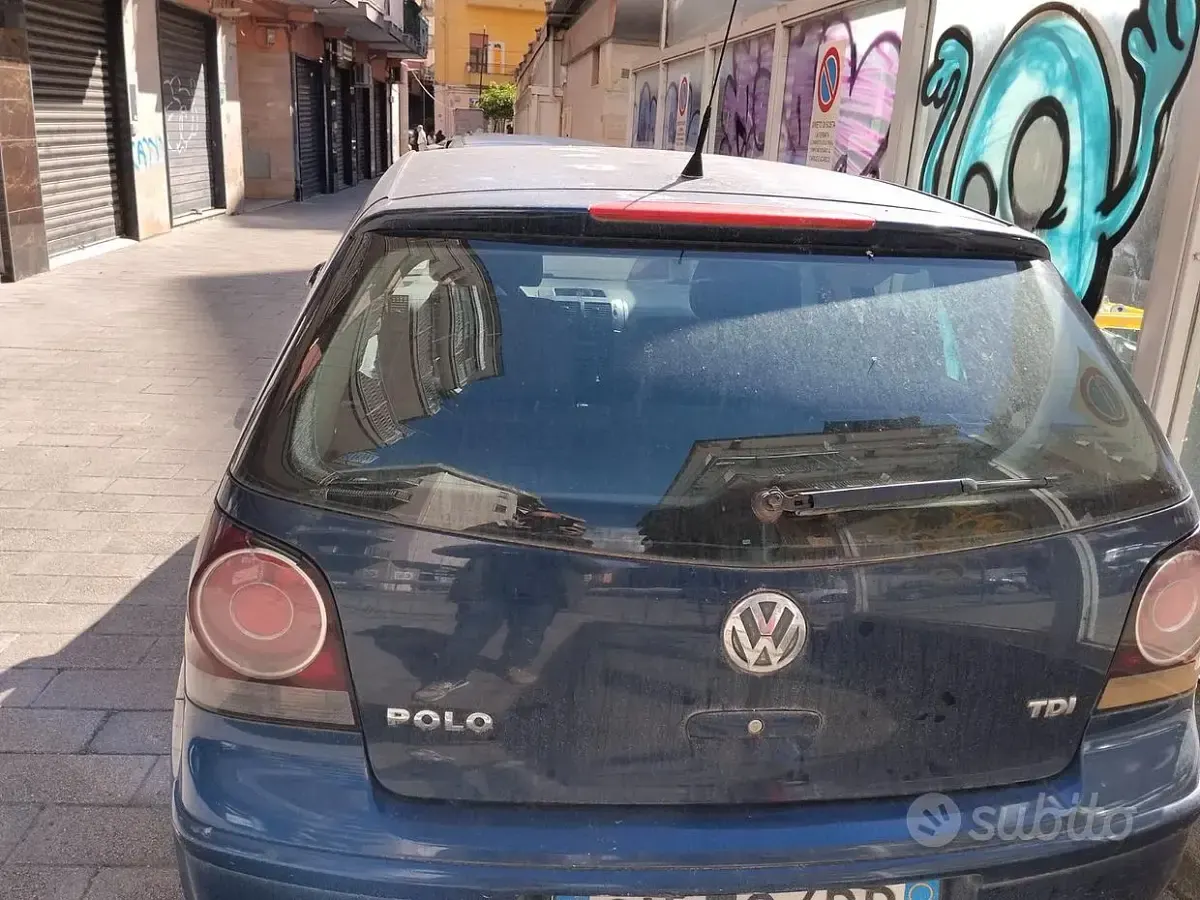 Usata VW Polo 75 CV (55 kW) 2005 Blu Utilitaria