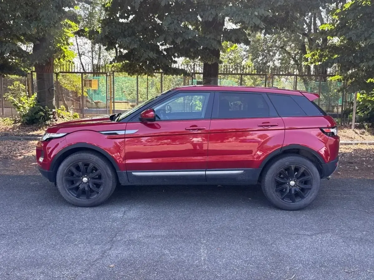 Usata Land Rover Range Rover evoque Pure 150 CV (110 kW) 2014 Rosso SUV