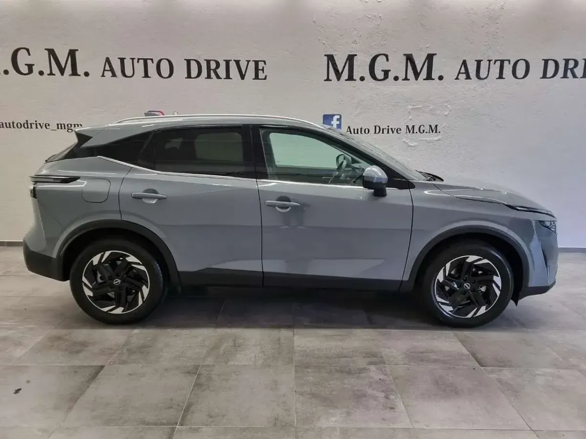 Nuova Nissan Qashqai N-Connecta 140 CV (102 kW) 2026 Grigio SUV
