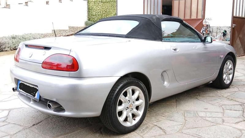 Usata MG F 120 CV (88 kW) 2000 Cabrio