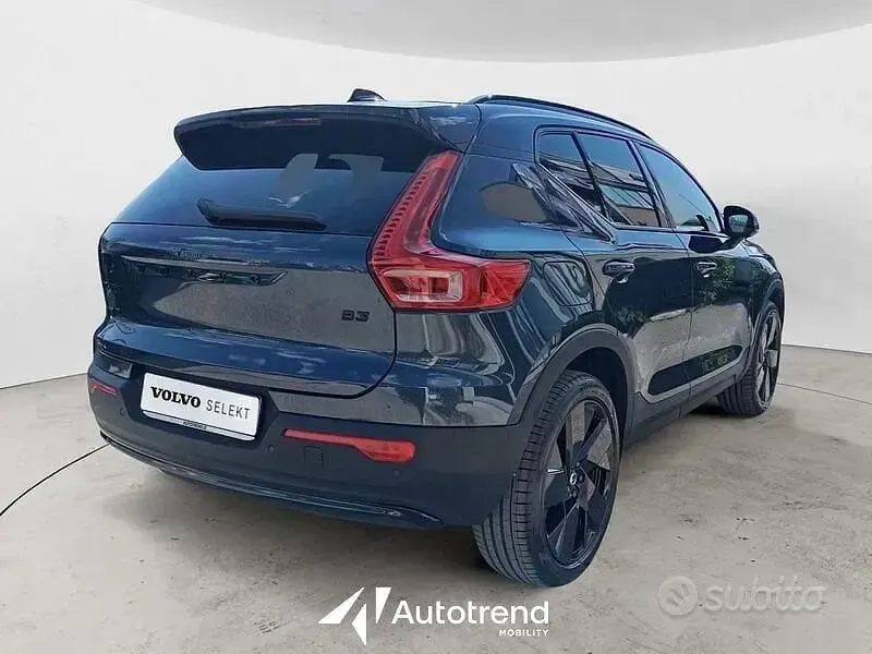 Usata Volvo XC40 Ultra 163 CV (119 kW) 2025 Blu SUV