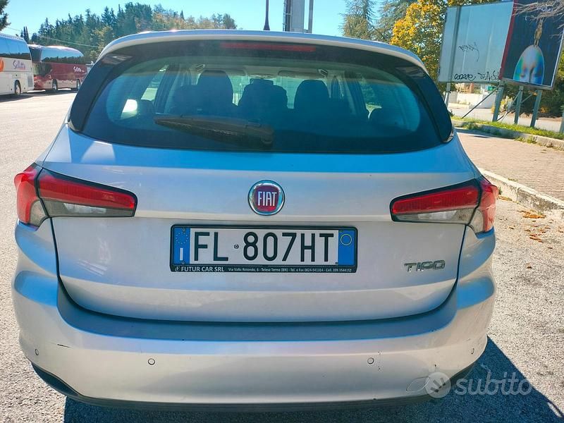 Usata Fiat Tipo Lounge 95 CV (69 kW) 2017 Argento Station wagon