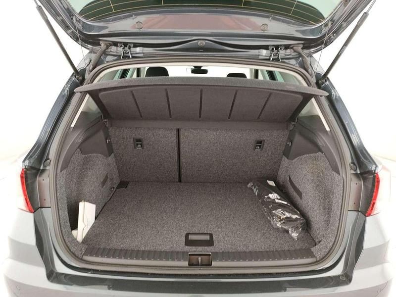 Nuevo Seat Arona Black Edition 95 CV (69 kW) 2026 Gris SUV