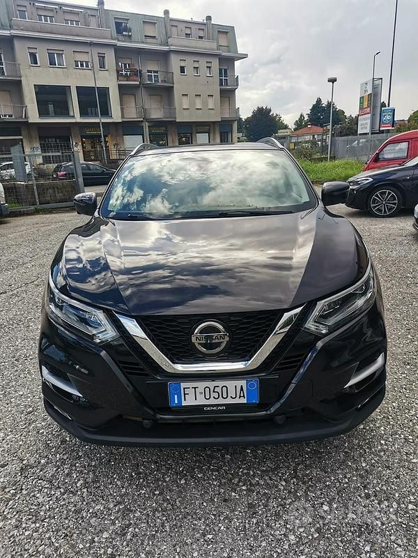 Usata 2018 Nissan Qashqai SUV | 14.000 € (Buon prezzo) - Immagine 1/4