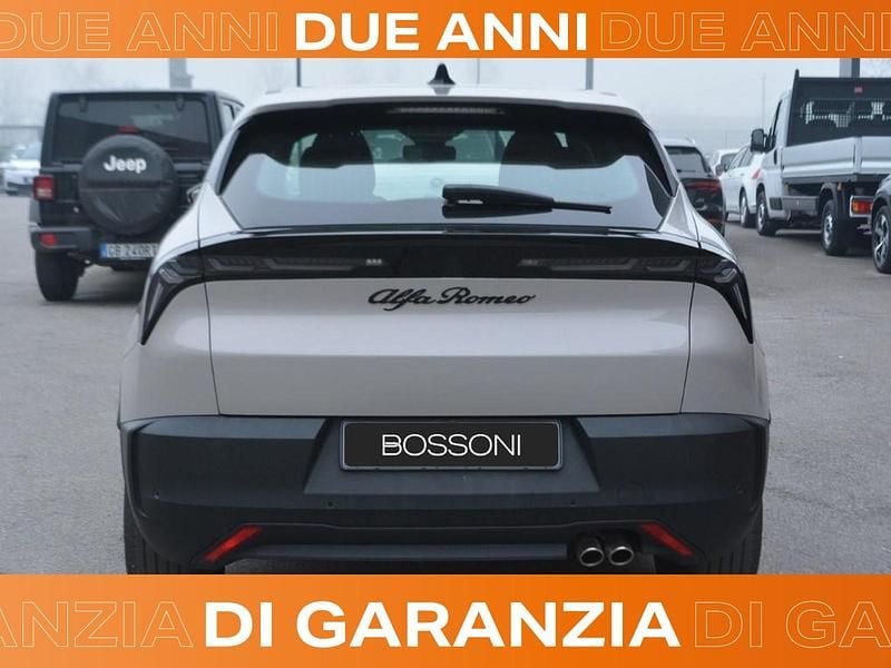 Usata Alfa Romeo Junior 145 CV (106 kW) 2025 SUV