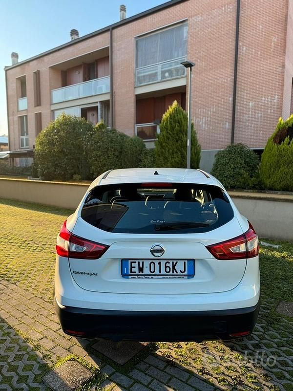 Usata Nissan Qashqai Tekna 2014 Bianco SUV