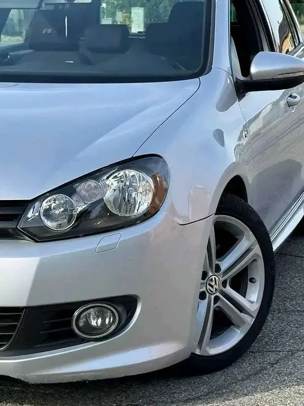 Usata VW Golf IV Highline 160 CV (117 kW) 2005 Argento Berlina