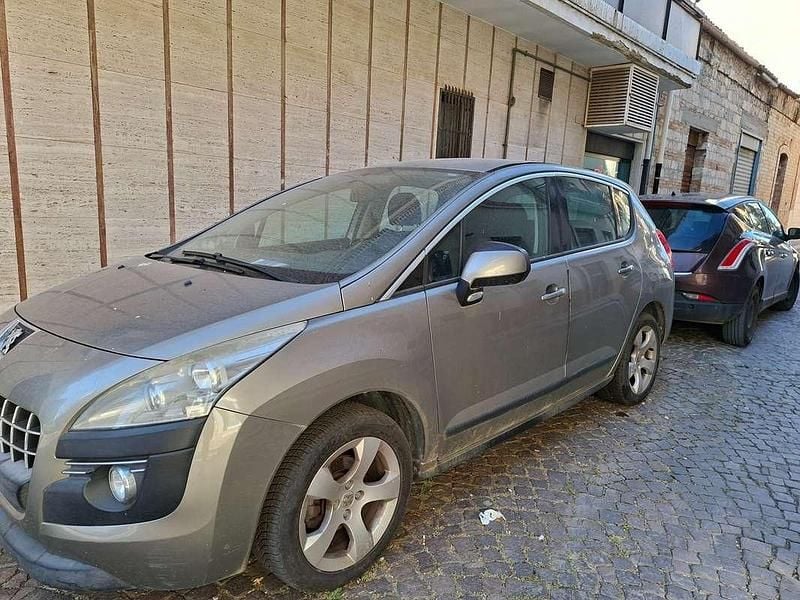 Beige Usata 2009 Peugeot 3008 Premium Monovolume | 3500 € (Super prezzo) - Immagine 1/4