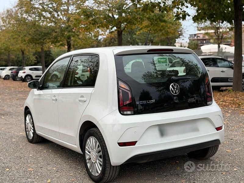 Usata VW up! move up! 68 CV (50 kW) 2021 Bianco Utilitaria