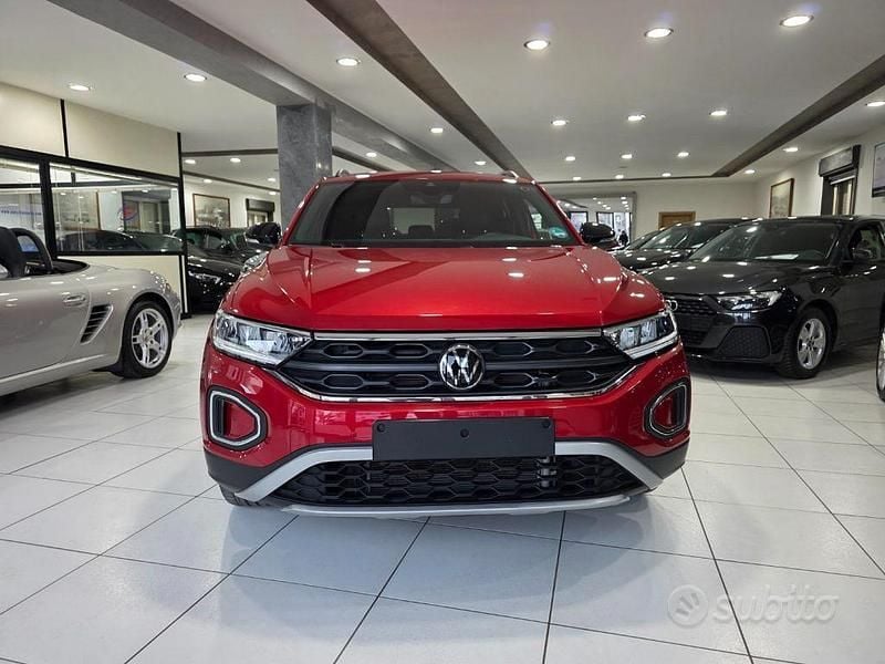 Usata VW T-Roc Goal 116 CV (85 kW) 2025 Rosso(met.) SUV