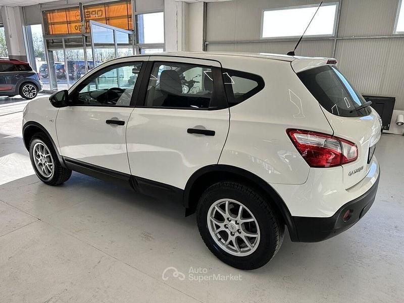Usata Nissan Qashqai Visia 110 CV (80 kW) 2011 Bianco SUV