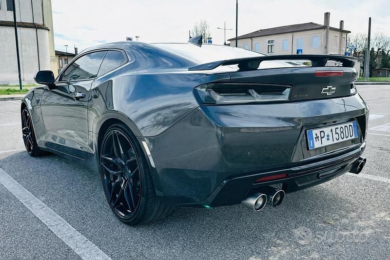 Usata Chevrolet Camaro 453 CV (333 kW) 2017 Coupé
