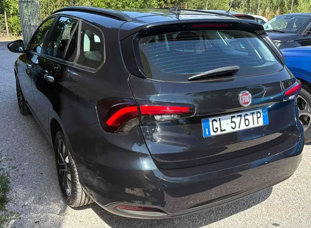 Usata Fiat Tipo City Life 95 CV (69 kW) 2022 Nero Station wagon