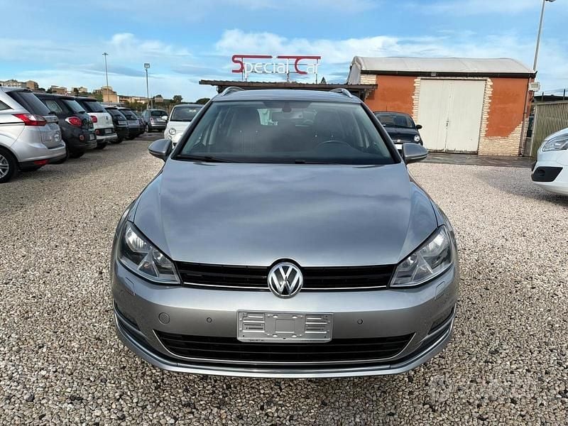 Usata VW Golf VII Comfortline 110 CV (80 kW) 2016 Grigio Station wagon