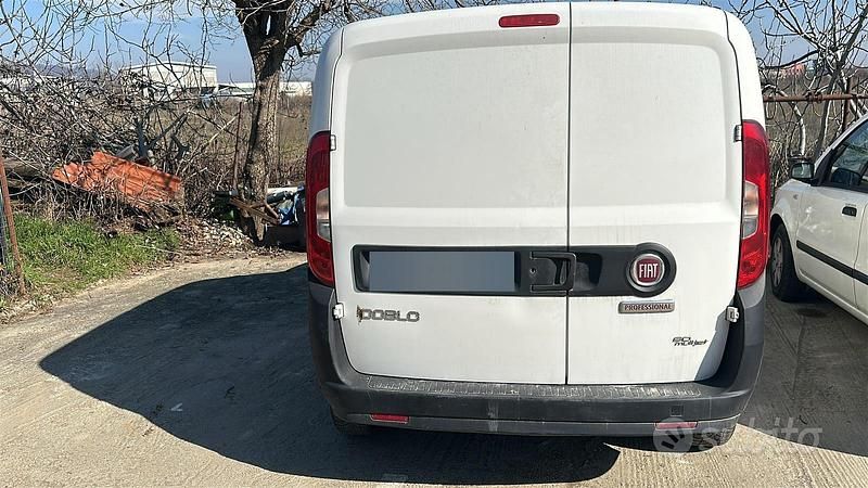 Usata Fiat Doblò 90 CV (66 kW) 2016 Monovolume