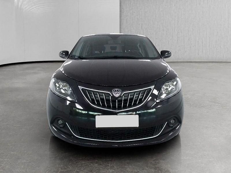 Usata Lancia Ypsilon Gold 70 CV (51 kW) 2022 Nero Utilitaria