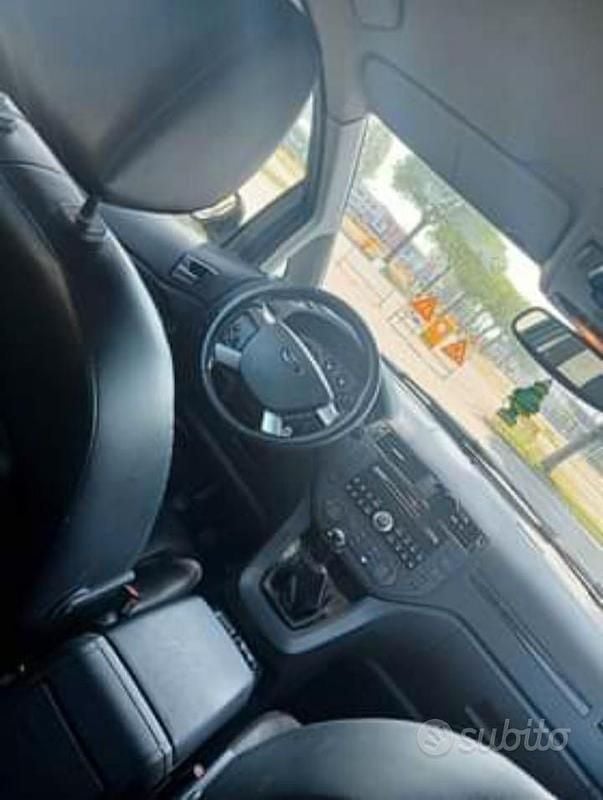 Usata Ford C-MAX 110 CV (80 kW) 2003 Nero Monovolume