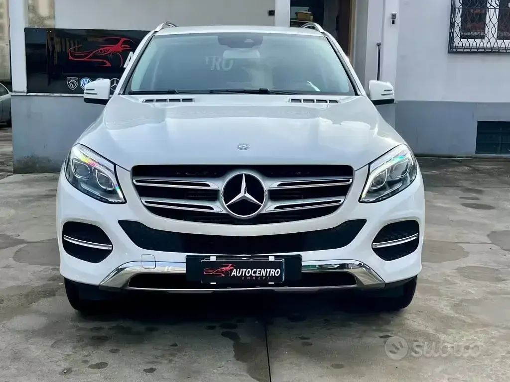 Usata Mercedes GLE250 204 CV (150 kW) 2016 Bianco SUV