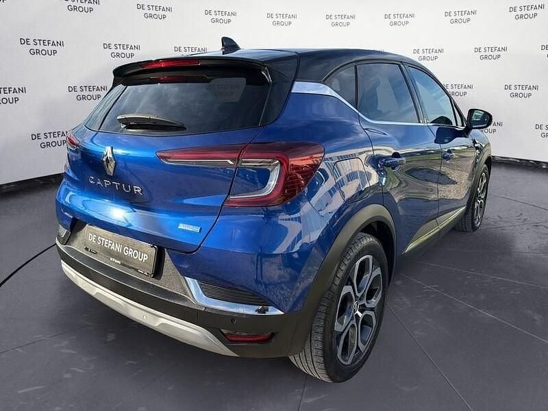 Usata Renault Captur Techno 143 CV (105 kW) 2022 Blu SUV