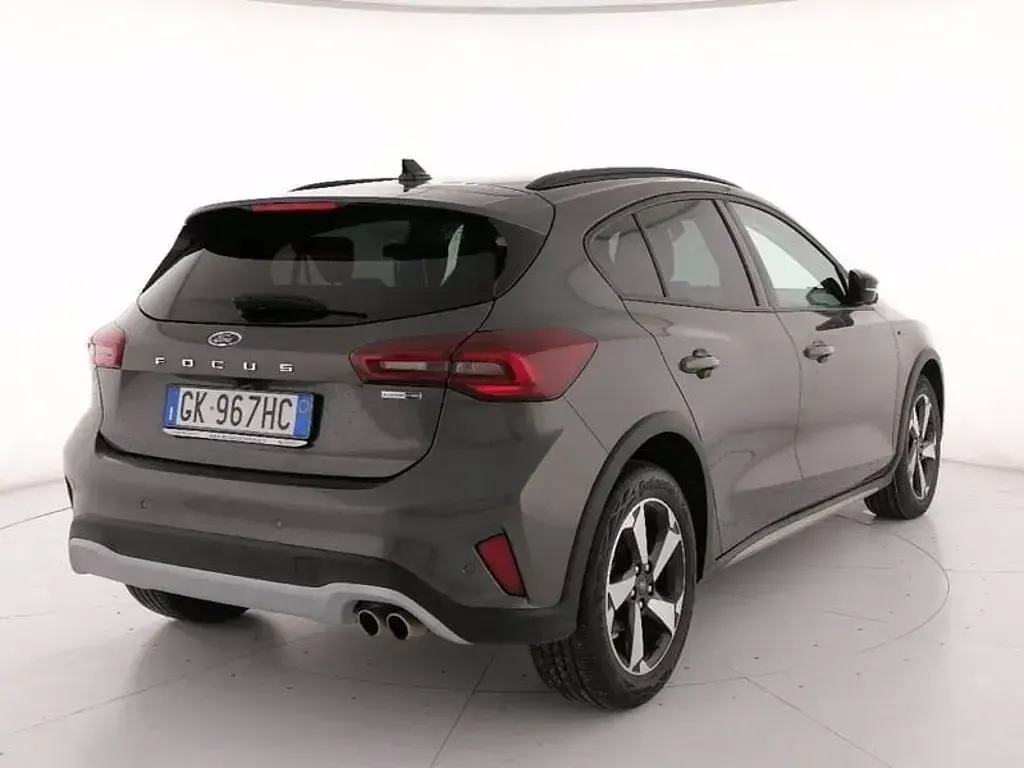 Usata Ford Focus Active 125 CV (91 kW) 2022 Grigio SUV