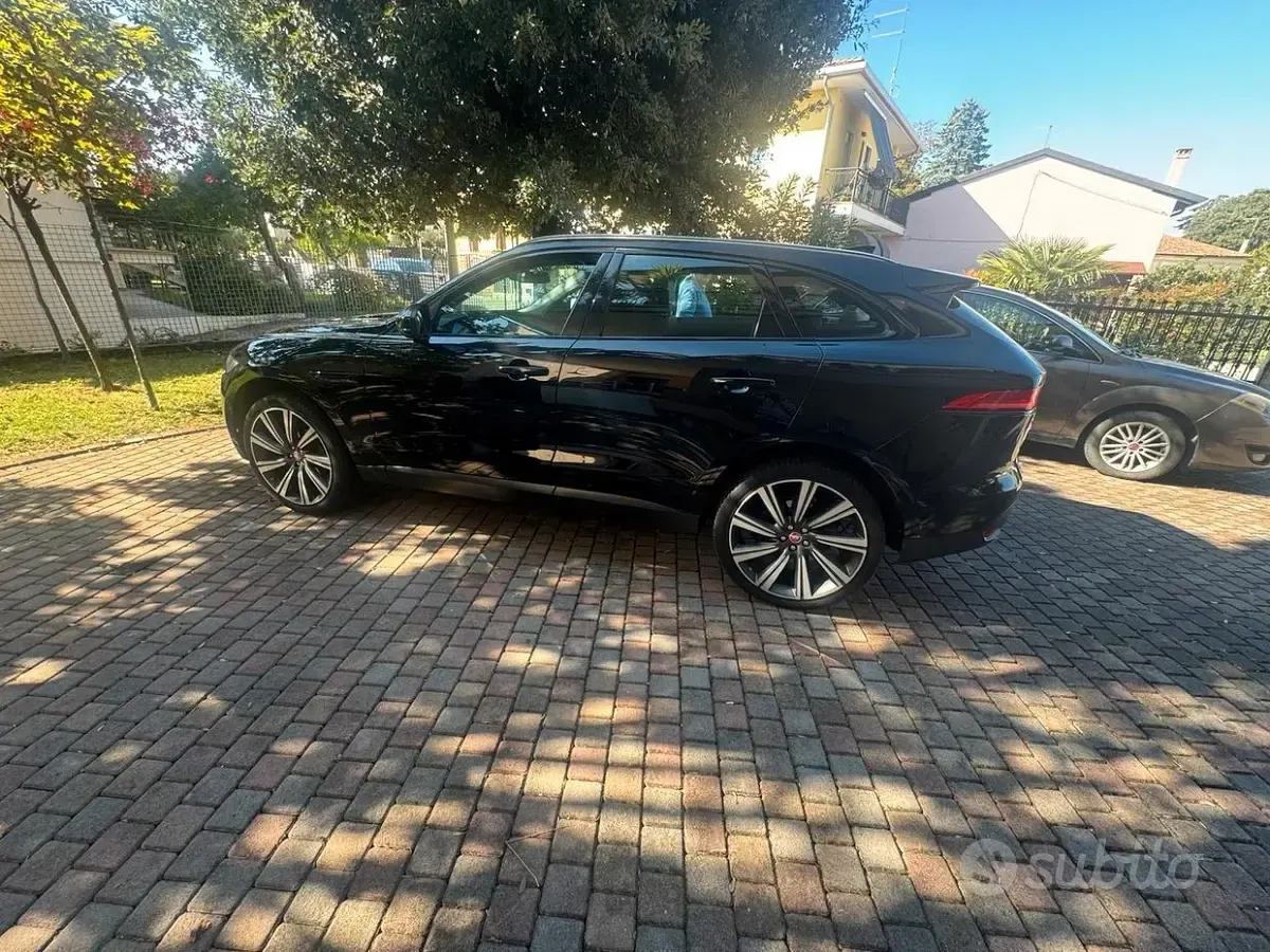 Usata Jaguar F-Pace 180 CV (132 kW) 2017 Nero SUV