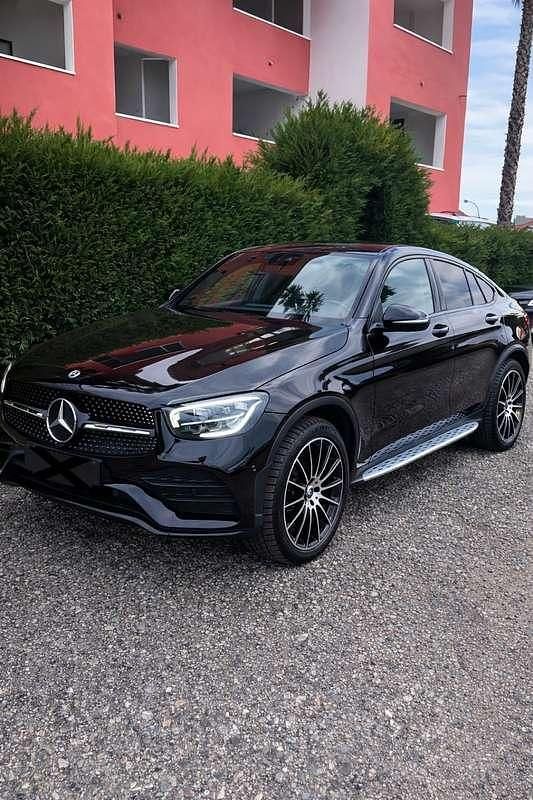 Usata Mercedes GLC300 Premium 245 CV (180 kW) 2022 Nero Coupé