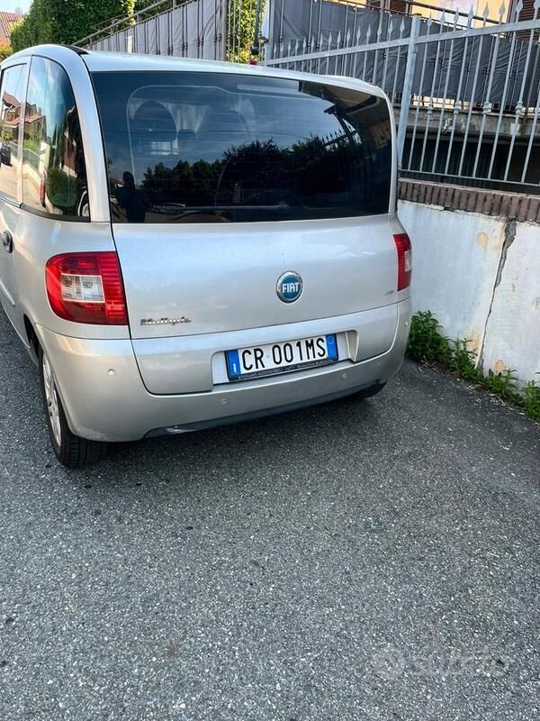 Usata Fiat Multipla 2004 Grigio Monovolume