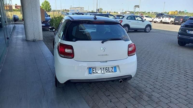 Usata Citroën DS3 68 CV (50 kW) 2012 Bianco Berlina