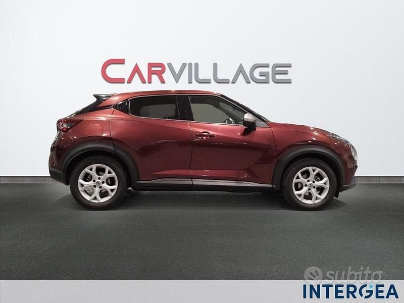 Usata Nissan Juke N-Connecta 114 CV (83 kW) 2021 Bordeaux SUV