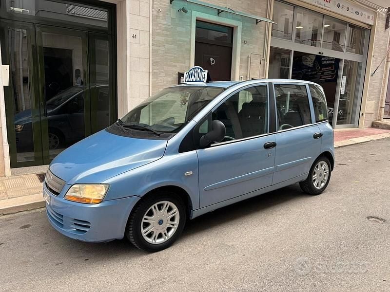 Usata Fiat Multipla 120 CV (88 kW) 2005 Blu Monovolume