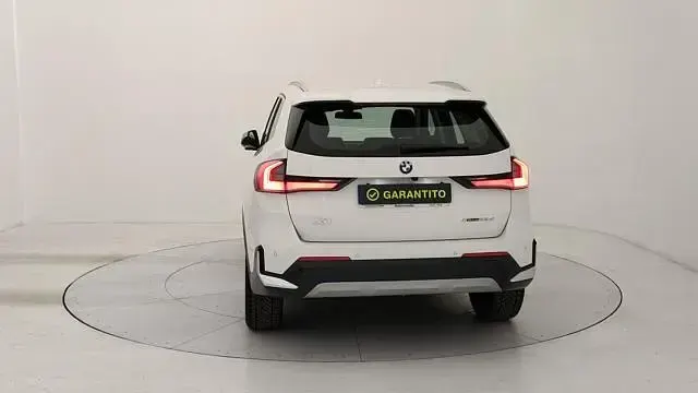 Usata BMW X1 Efficient Dynamics 210 CV (154 kW) 2023 Bianco SUV