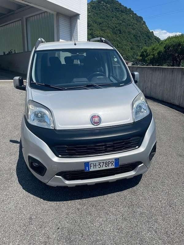 Usata Fiat Qubo Trekking 80 CV (58 kW) 2017 Grigio Monovolume