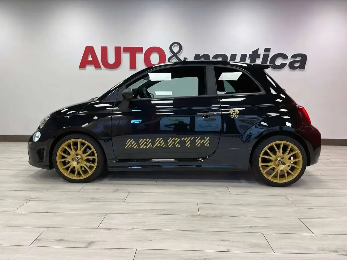Usata Abarth 695 179 CV (131 kW) 2024 Nero Utilitaria