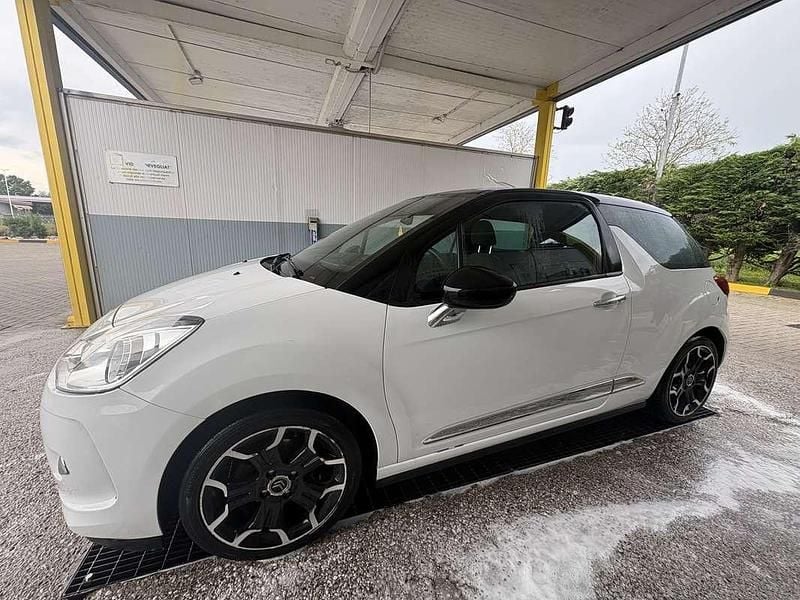 Usata Citroën DS3 Chic 82 CV (60 kW) 2013 Berlina
