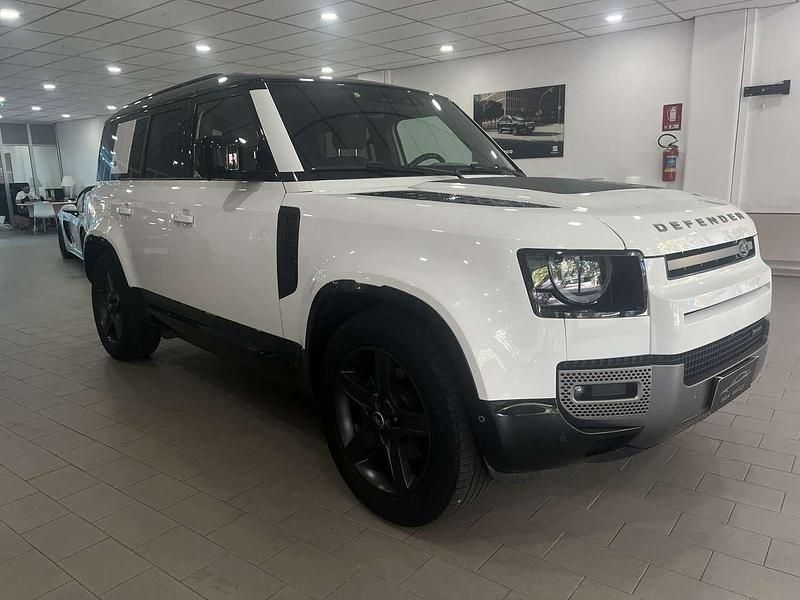 Usata Land Rover Defender HSE Dynamic 249 CV (183 kW) 2022 Bianco SUV