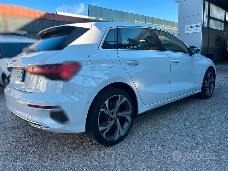 Usata Audi A3 Business 150 CV (110 kW) 2021 Bianco Berlina