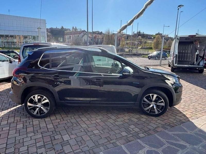 Usata Peugeot 2008 Allure 99 CV (72 kW) 2017 Nero SUV