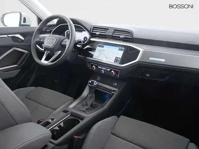 Usata Audi Q3 Sportback S-Line 150 CV (110 kW) 2025 Bianco SUV