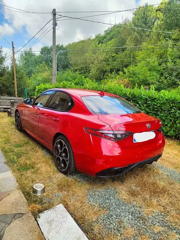 Usata Alfa Romeo Giulia 160 CV (117 kW) 2023 Rosso Berlina