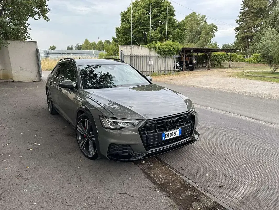 Usata Audi A6 Allroad Ambiente 245 CV (180 kW) 2021 Station wagon