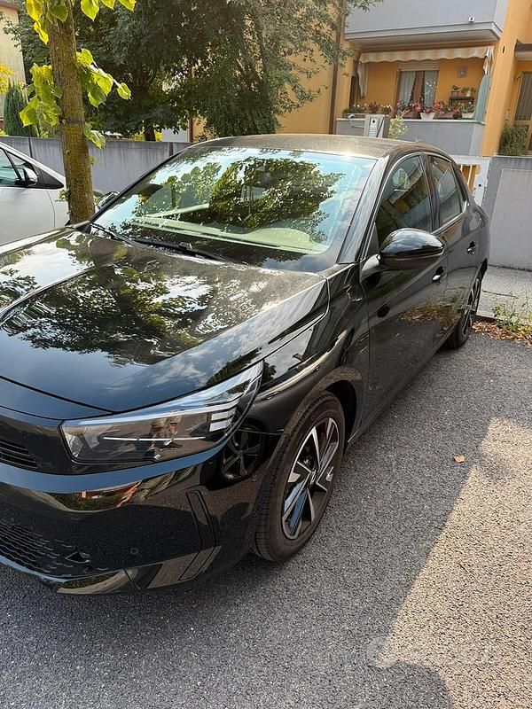 Usata Opel Corsa GS Line 130 CV (95 kW) 2023 Nero Utilitaria
