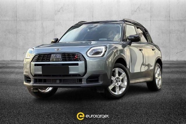 Usata Mini Countryman Classic 204 CV (150 kW) 2024 Verde SUV